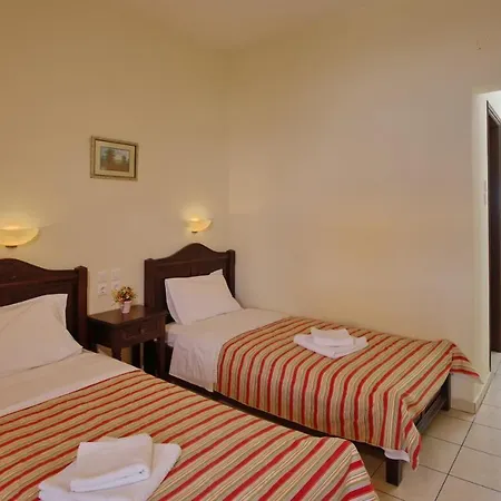 Pansion Nikos Apartman Patitíri