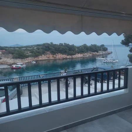 Pansion Nikos *