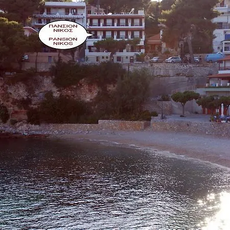 Pansion Nikos Patitiri