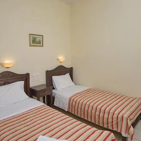 Pansion Nikos Apartman Patitíri