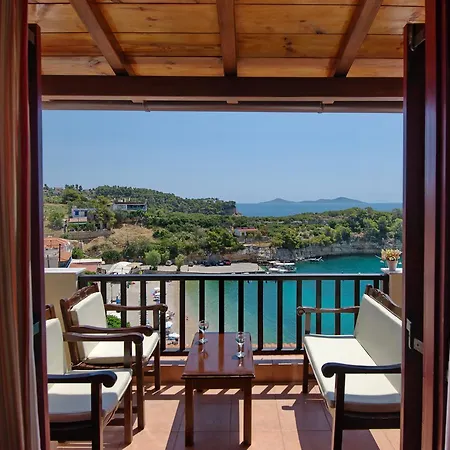 Pansion Nikos Daire